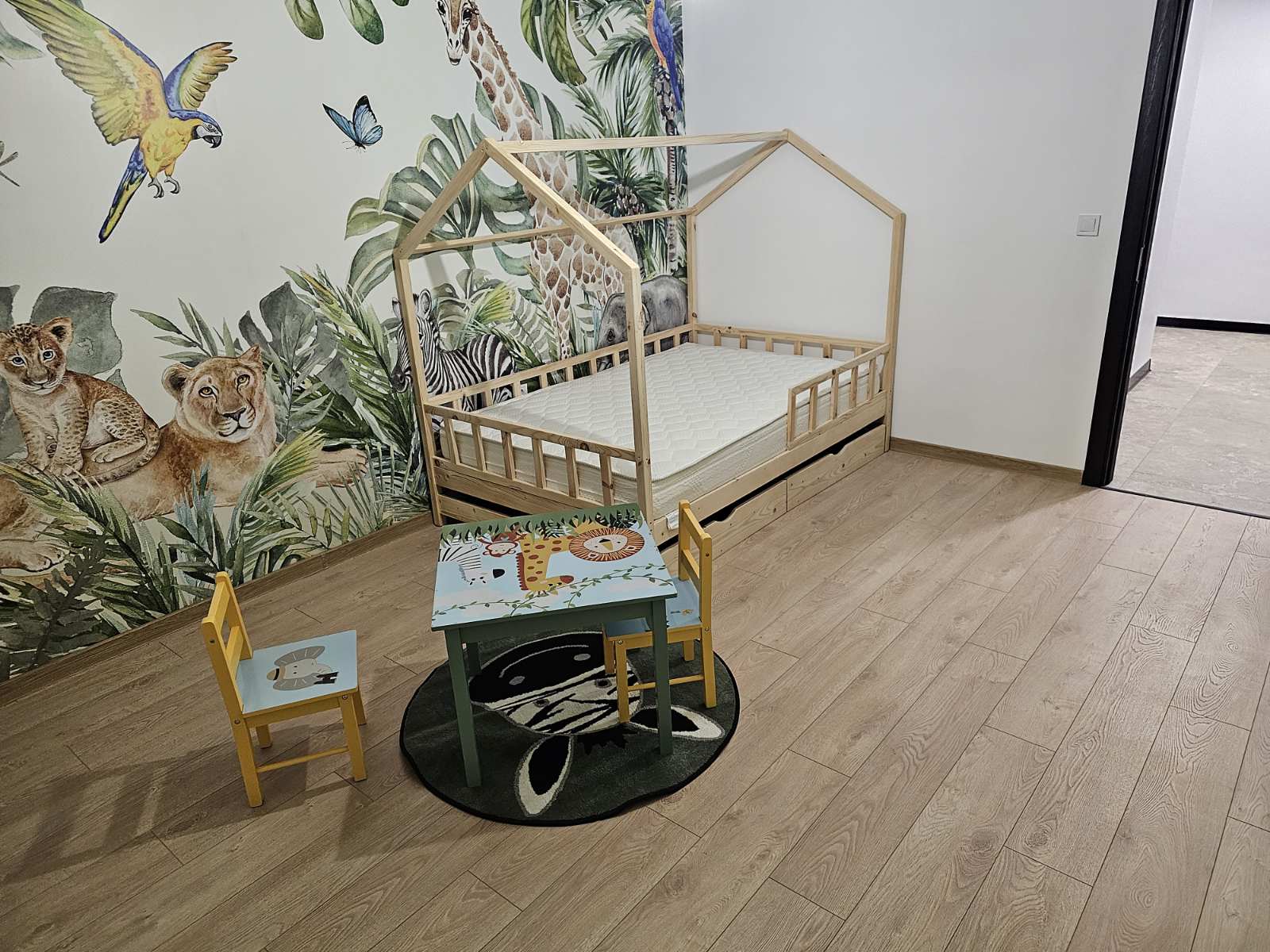 Încarcă clipul video: 